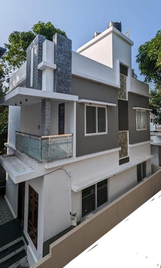 Azure Home Stay Kochi Zewnętrze zdjęcie