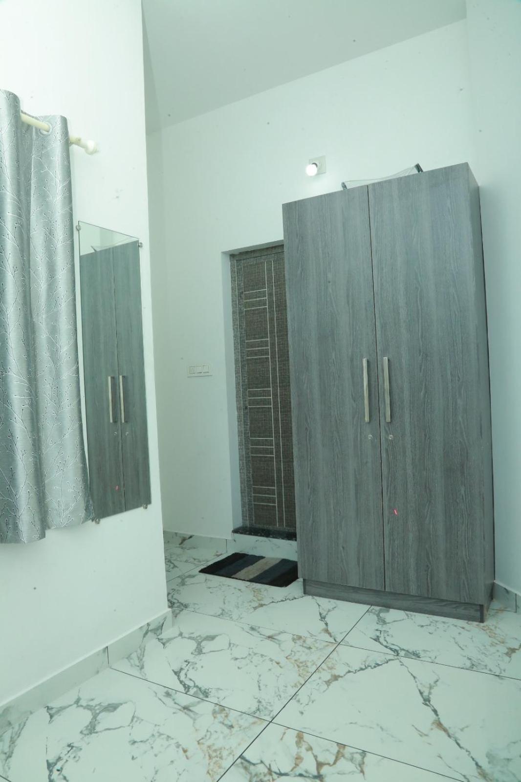 Azure Home Stay Kochi Zewnętrze zdjęcie